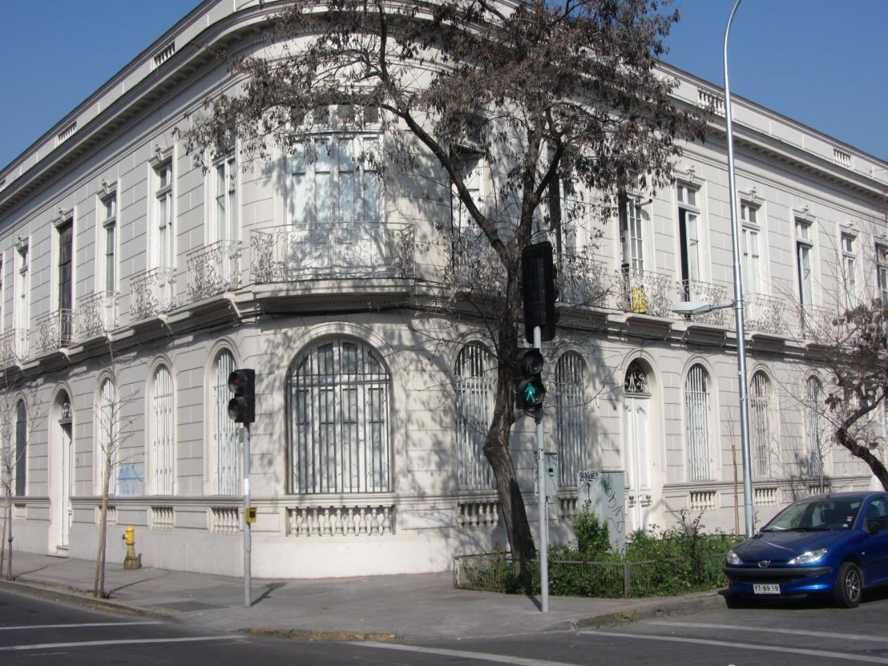 Residencial Praga Ostello Santiago del Cile Esterno foto